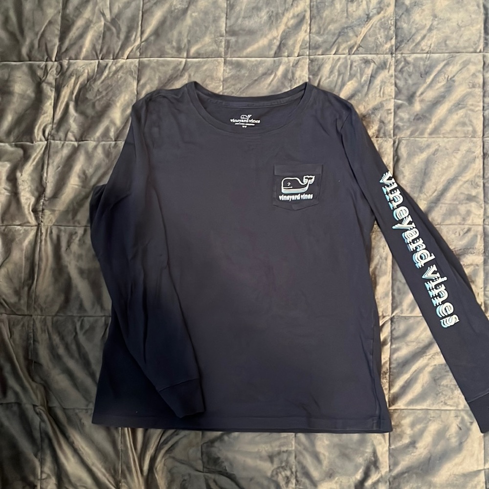 Vineyard Vines women’s long sleeve t-shirt